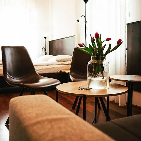 654 Bed and breakfast