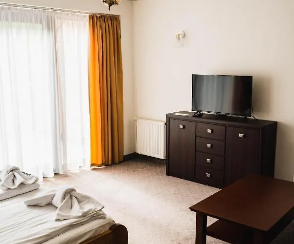 654 Bed and Breakfast 3*