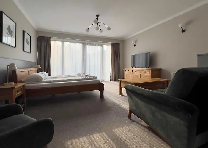 654 Bed and Breakfast 3*