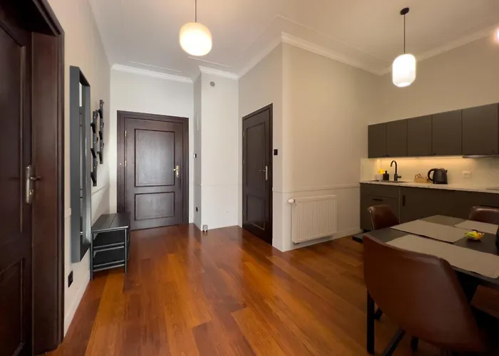 654 Bed and Breakfast 3*