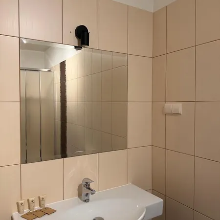 654 Bed & Breakfast 3*