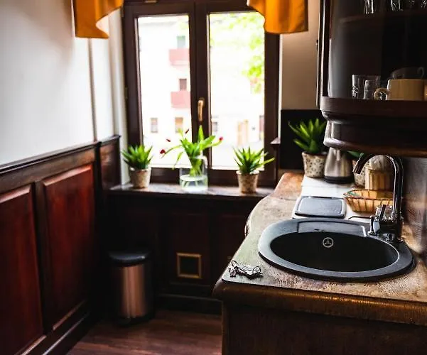 654 스클라르스카포렘바