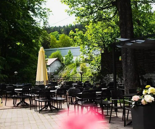 654 3* Sklářská Poruba