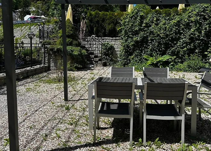 654 Sklářská Poruba