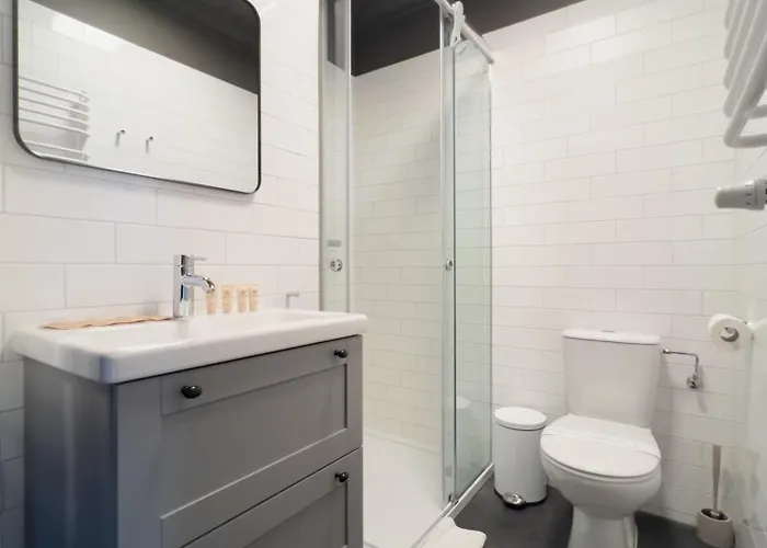 654 스클라르스카포렘바